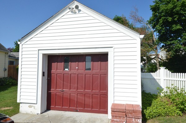 20 Longmeadow Avenue Worcester, MA 01606 - Photo 4 of 20 Gallery Image 4