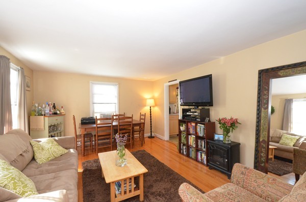 20 Longmeadow Avenue Worcester, MA 01606 - Photo 10 of 20 Gallery Image 10
