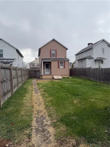 $129,900 | 140 Downer Avenue, Uniontown, PA 15401