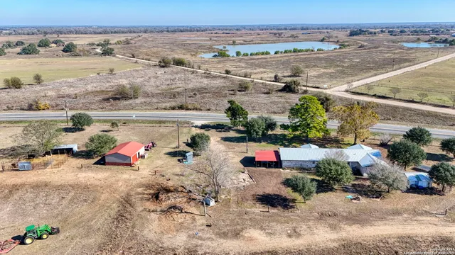 $750,000 | 8646 FM 155, La Grange, TX 78945