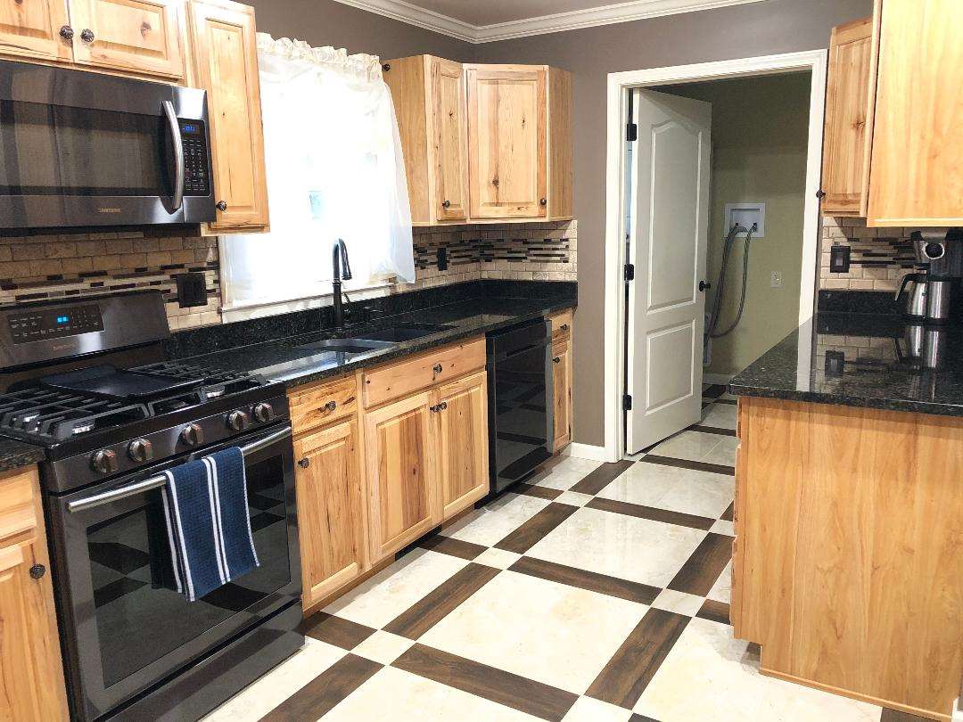 91 East Tulip Street Decaturville, TN 38329 - Photo 2 of 18 Gallery Image 2