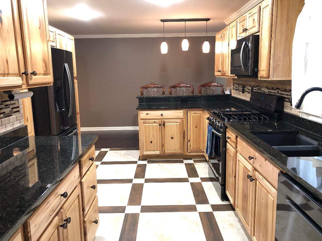 91 East Tulip Street Decaturville, TN 38329 - Photo 3 of 18 Gallery Image 3