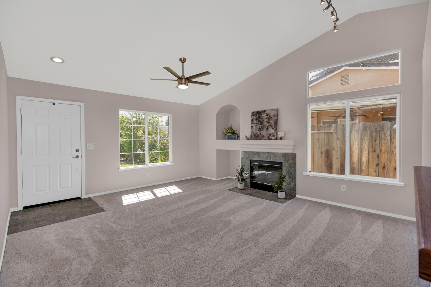 4611 Glimmer Lane Turlock, CA 95382 - Photo 12 of 45