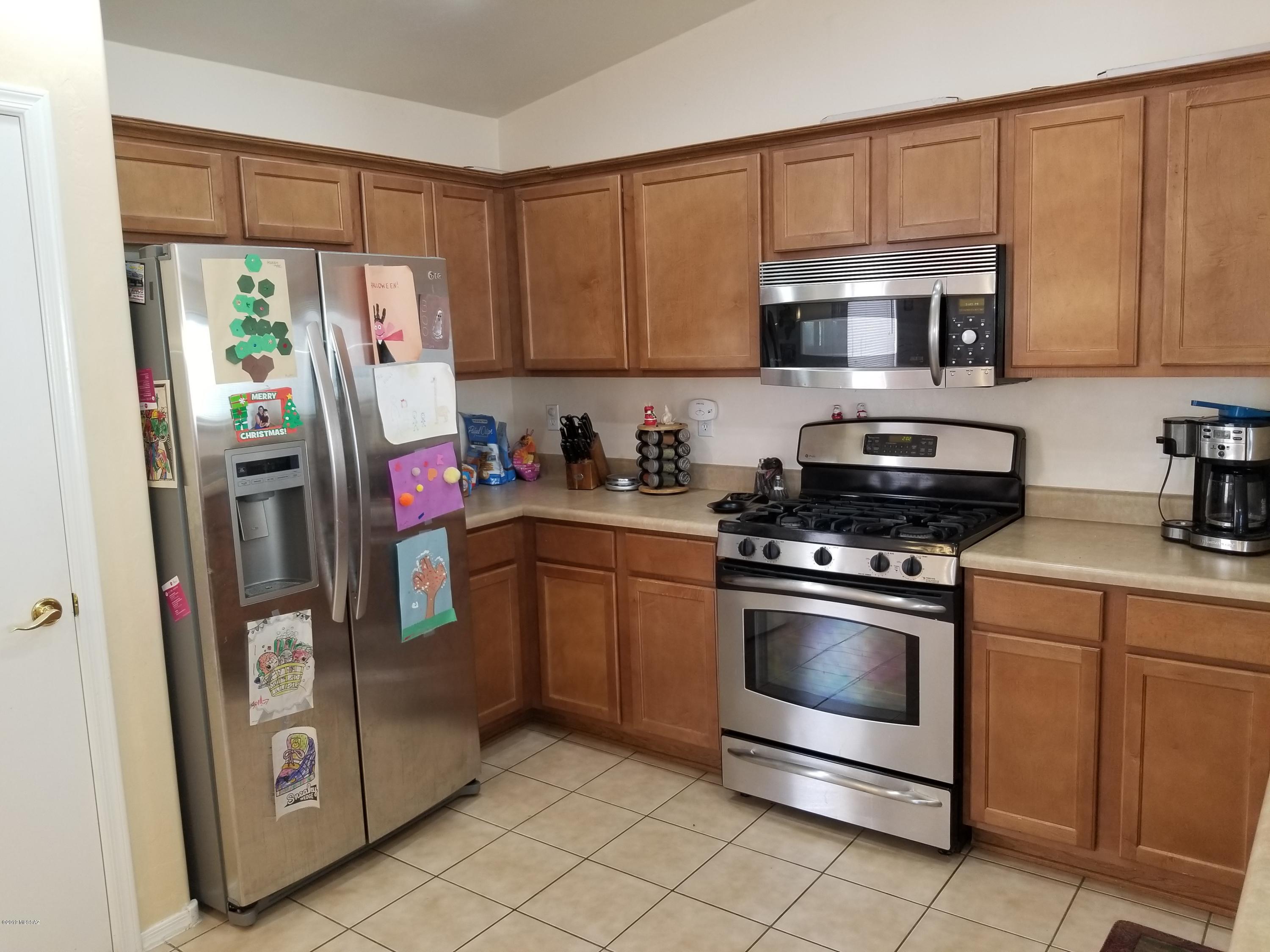 6772 South Averroes Road Tucson, AZ 85757 - Photo 6 of 23