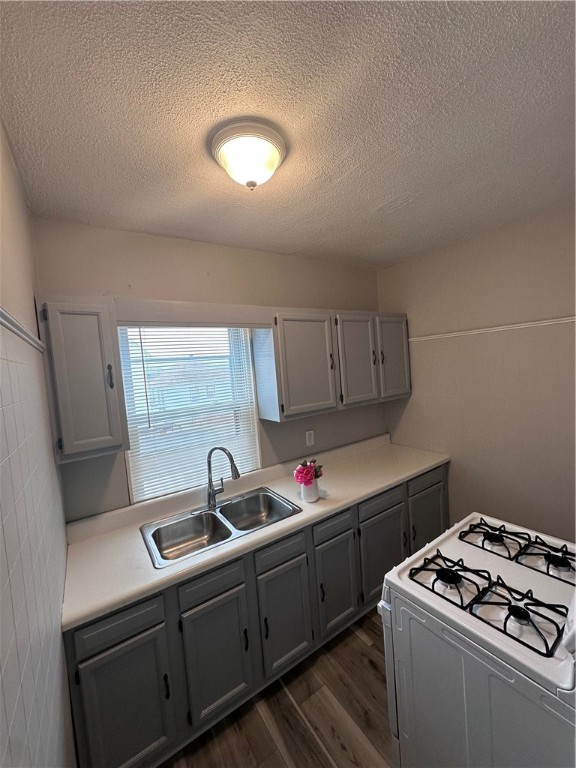 72 Baldwin Street, Unit 2 Pawtucket, RI 02860 - Photo 2 of 7