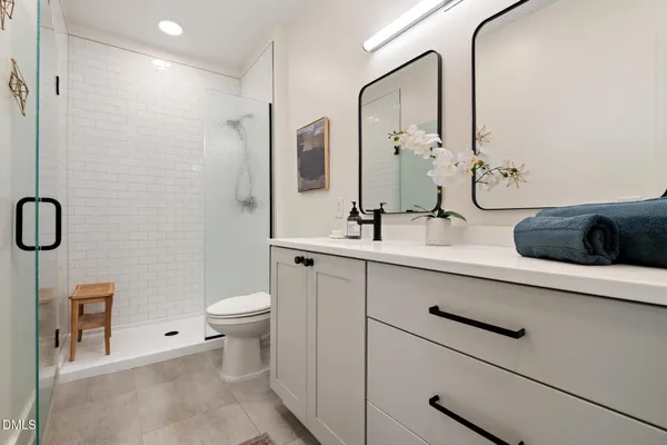 $599,000 | 610 Trent Drive, Unit 504, Durham, NC 27705