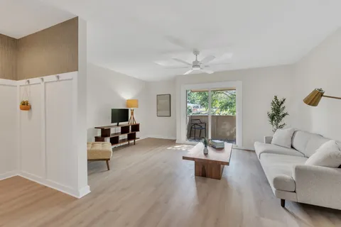 $219,900 | 515 Basswood Avenue, Unit 149, Nashville, TN 37209