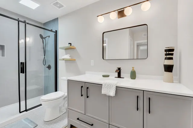 $219,900 | 515 Basswood Avenue, Unit 149, Nashville, TN 37209