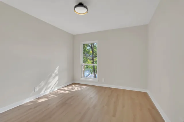 $219,900 | 515 Basswood Avenue, Unit 149, Nashville, TN 37209