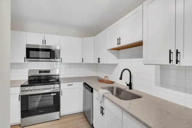 $219,900 | 515 Basswood Avenue, Unit 149, Nashville, TN 37209