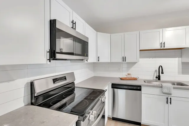 $219,900 | 515 Basswood Avenue, Unit 149, Nashville, TN 37209