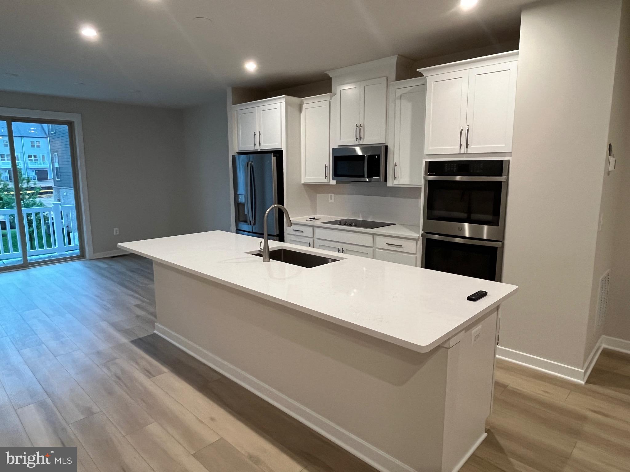 13670 Cobble Loop Woodbridge, VA 22193 - Photo 13 of 34