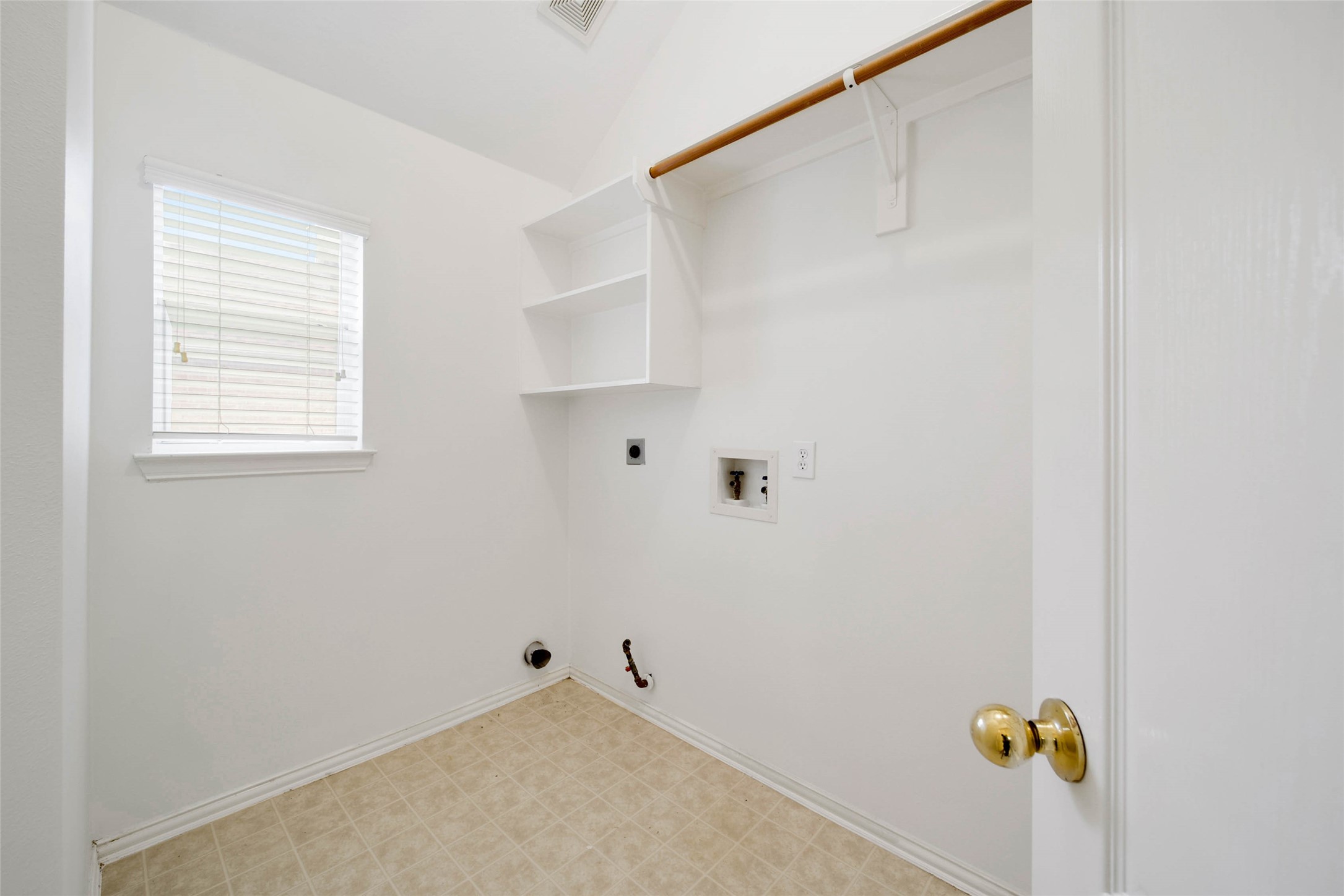 21406 Hannover Pines Drive Spring, TX 77388 - Photo 19 of 22 Laundry Room