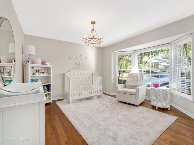 $725,000 | 2S386 Seneca Drive, Wheaton, IL 60189