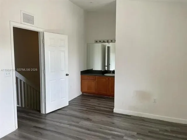 $2,600 | 5411 Southwest 41st Street, Unit 5411, Pembroke Park, FL 33023