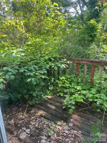 a view of utility room