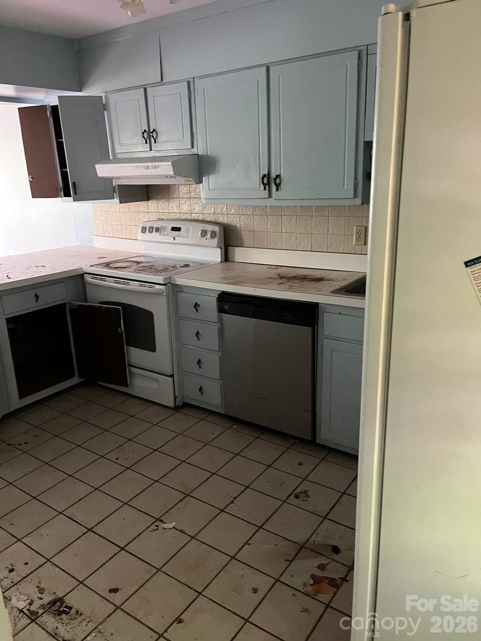 7882 Kinglet Road Connelly Springs, NC 28612 - Photo 7 of 31