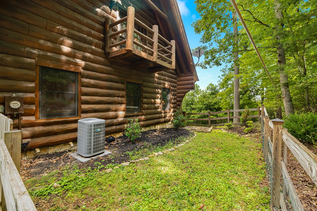 209 Stavanger Road Morganton, GA 30560 - Photo 29 of 39 a backyard of a house