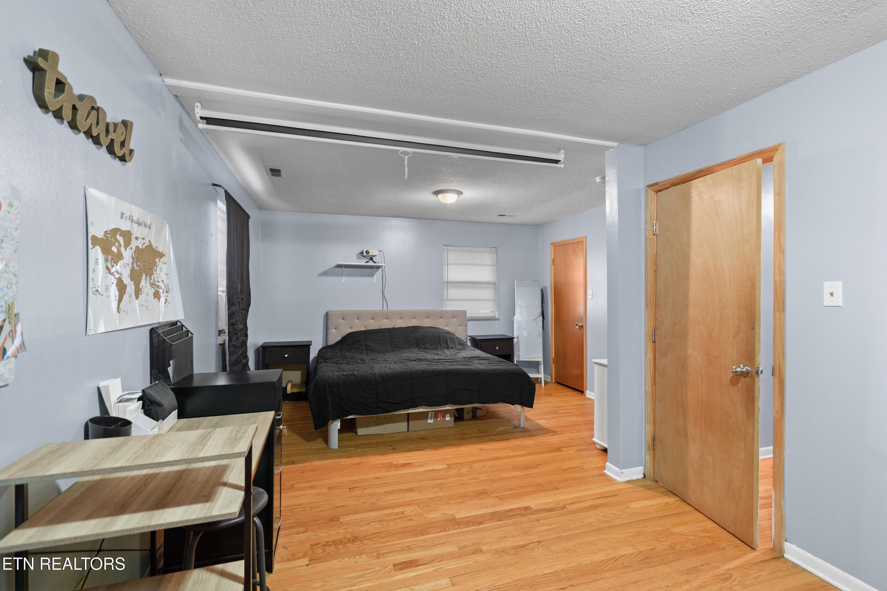 2205 Roundtree Road Knoxville, TN 37923 - Photo 11 of 14 015-2205RoundtreeRoad-Knoxville-TN-37923