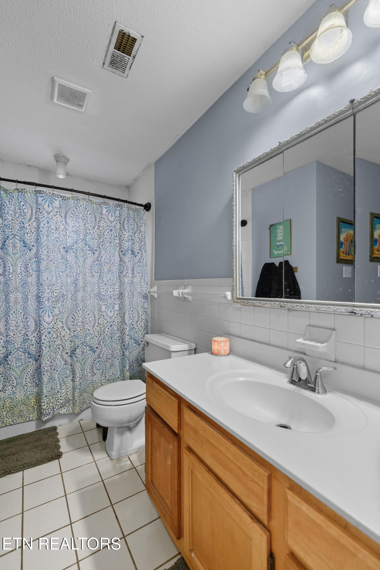 2205 Roundtree Road Knoxville, TN 37923 - Photo 13 of 14 017-2205RoundtreeRoad-Knoxville-TN-37923