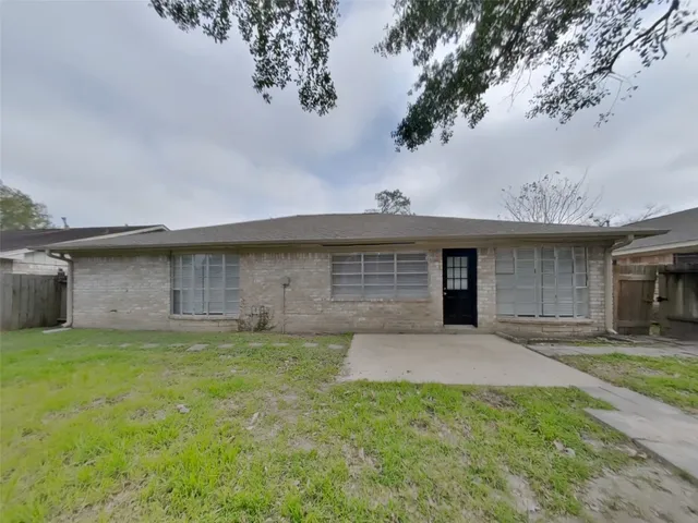 $1,639 | 16311 Green Shade Drive, Houston, TX 77090