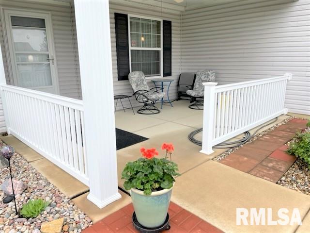 2800 Vía Rosso, Unit 532 Springfield, IL 62703 - Photo 3 of 37