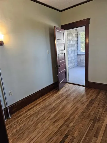 $2,100 | 263-265 Silver Street, Unit 263, Greenfield, MA 01301