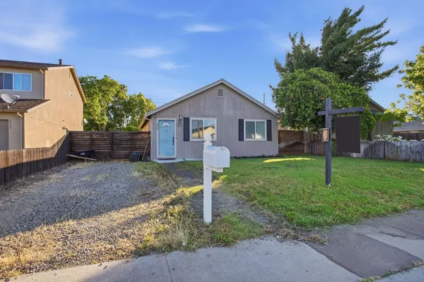 $499,900 | 534 Ripona Avenue, Ripon, CA 95366
