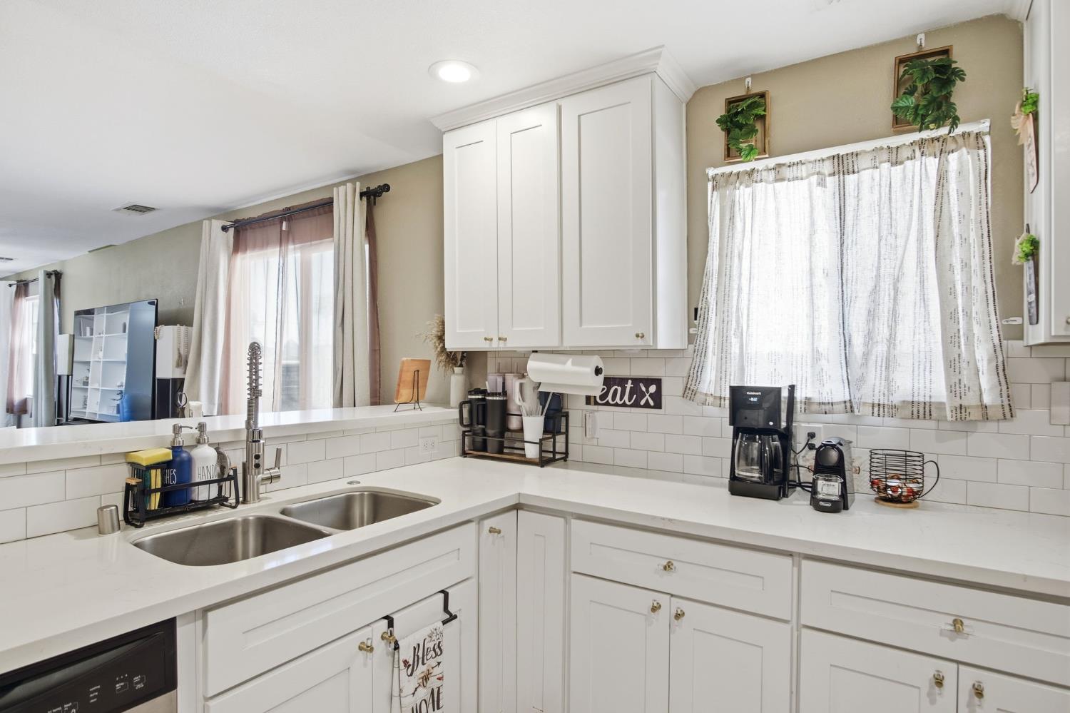 534 Ripona Avenue Ripon, CA 95366 - Photo 11 of 28