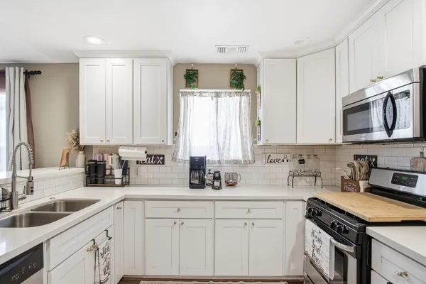 $499,900 | 534 Ripona Avenue, Ripon, CA 95366