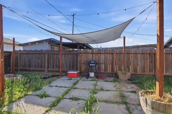 $499,900 | 534 Ripona Avenue, Ripon, CA 95366