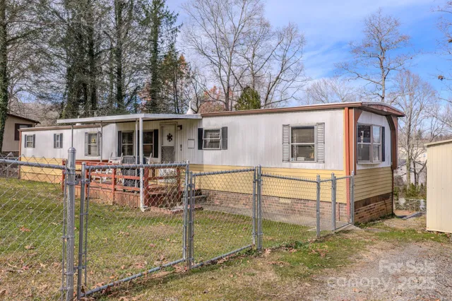 $190,000 | 28 Holly Acres Drive, Arden, NC 28704