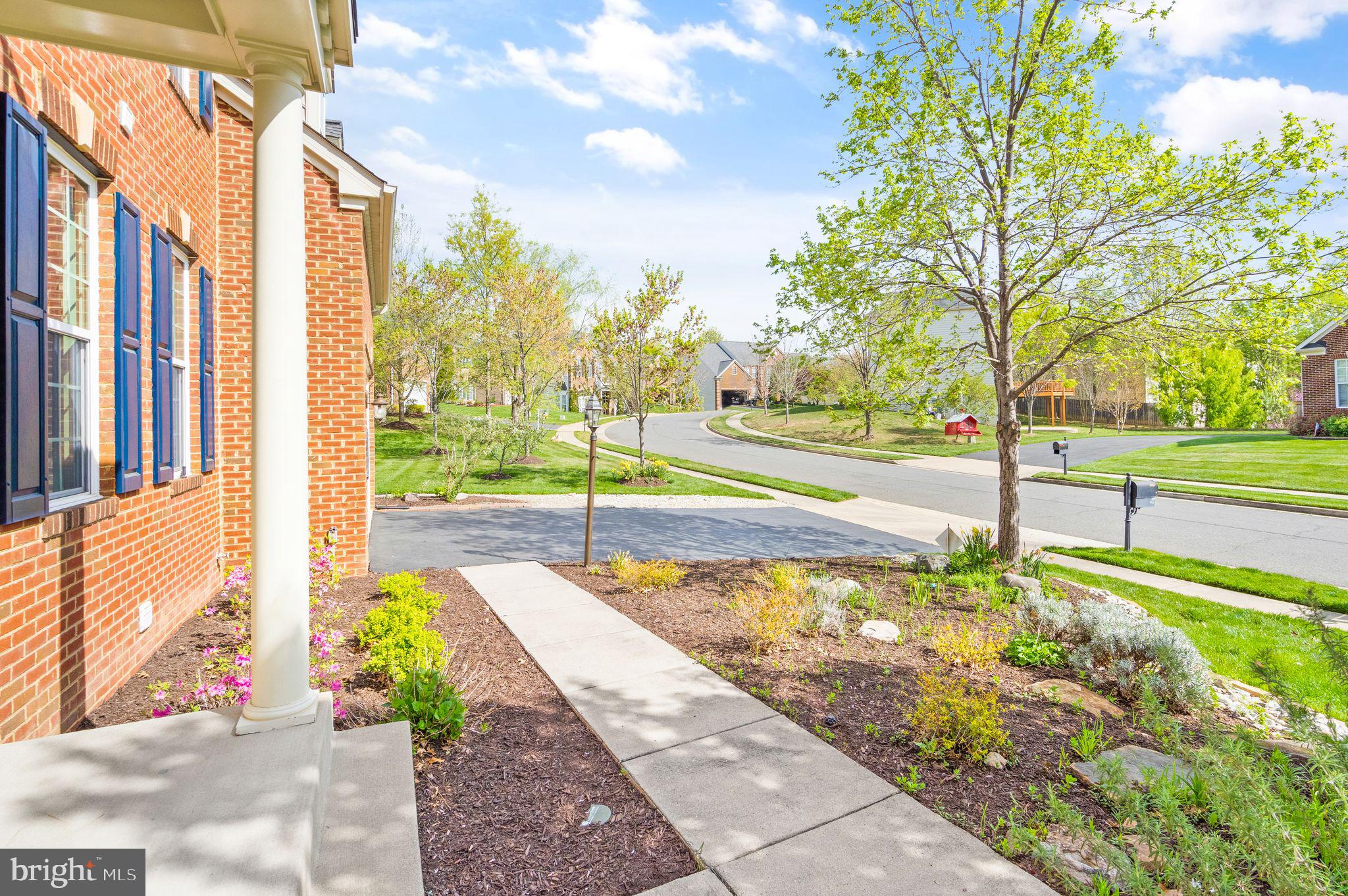 5501 Victory Loop Manassas, VA 20112 - Photo 10 of 84