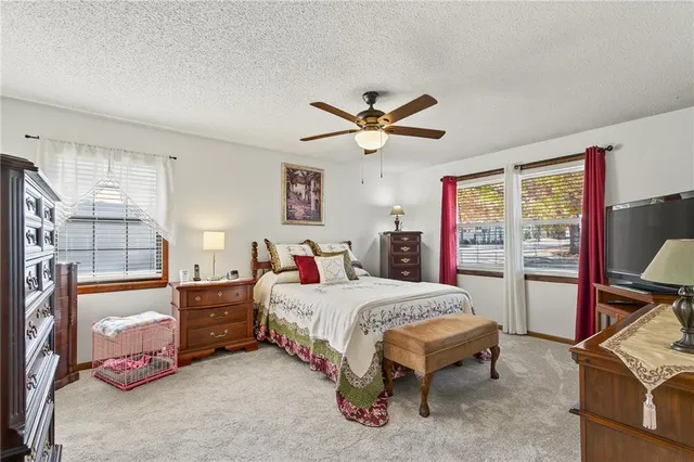 $380,000 | 636 East 108th Street, Kansas City, MO 64131