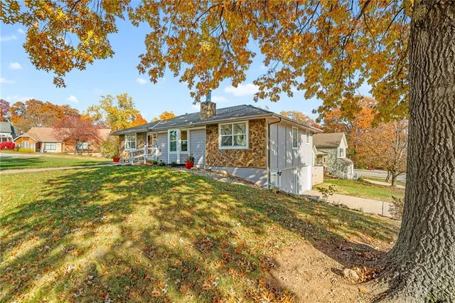 $380,000 | 636 East 108th Street, Kansas City, MO 64131