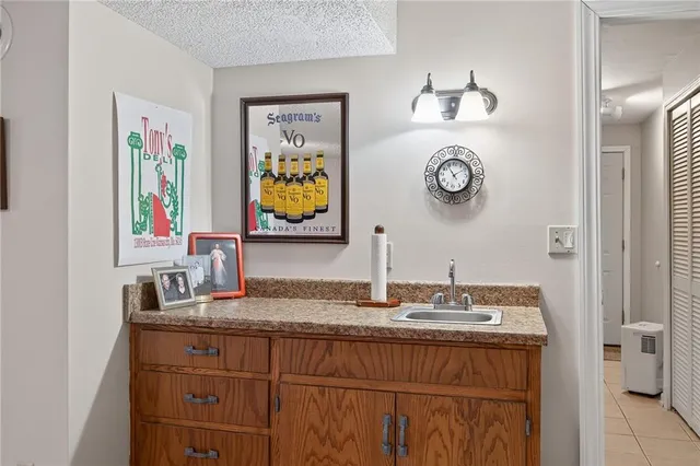 $380,000 | 636 East 108th Street, Kansas City, MO 64131