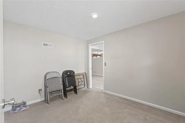 $380,000 | 636 East 108th Street, Kansas City, MO 64131