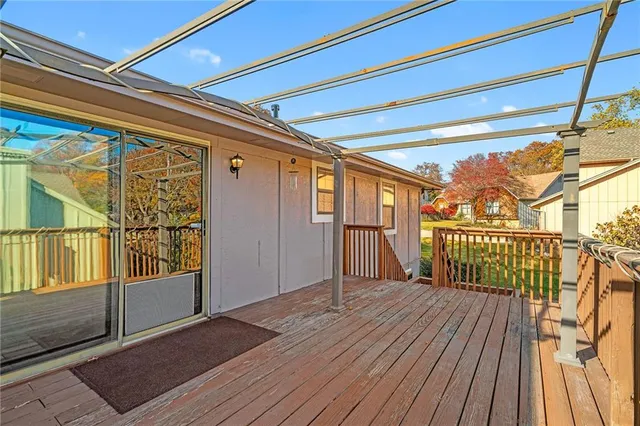 $380,000 | 636 East 108th Street, Kansas City, MO 64131