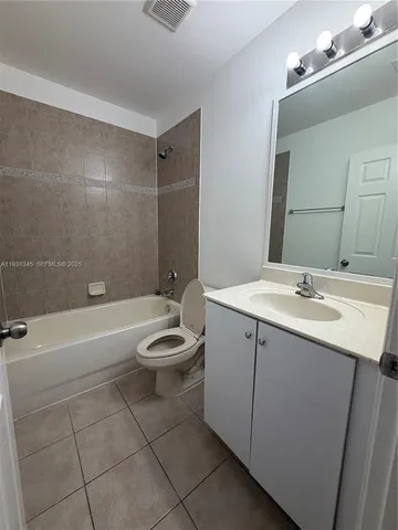 $2,575 | 1415 Northwest 34th Way, Unit 1415, Lauderhill, FL 33311
