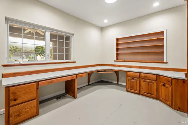 $2,300,000 | 4595-4601 Feliz Creek Road, Hopland, CA 95449