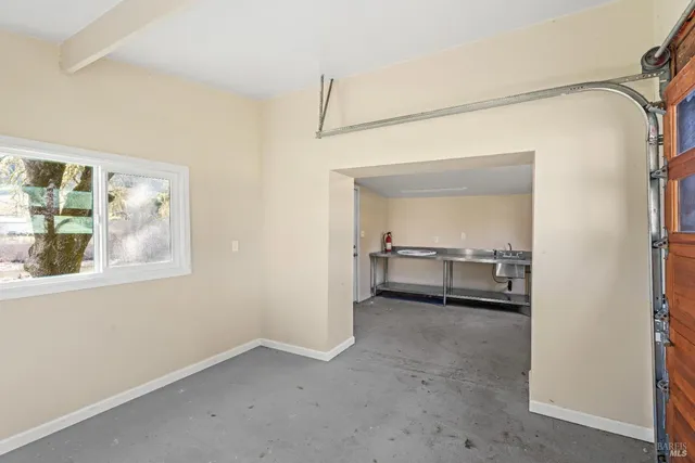 $2,300,000 | 4595-4601 Feliz Creek Road, Hopland, CA 95449