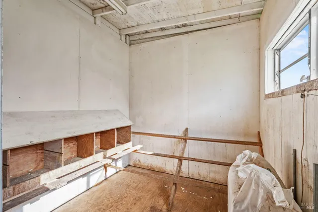 $2,300,000 | 4595-4601 Feliz Creek Road, Hopland, CA 95449