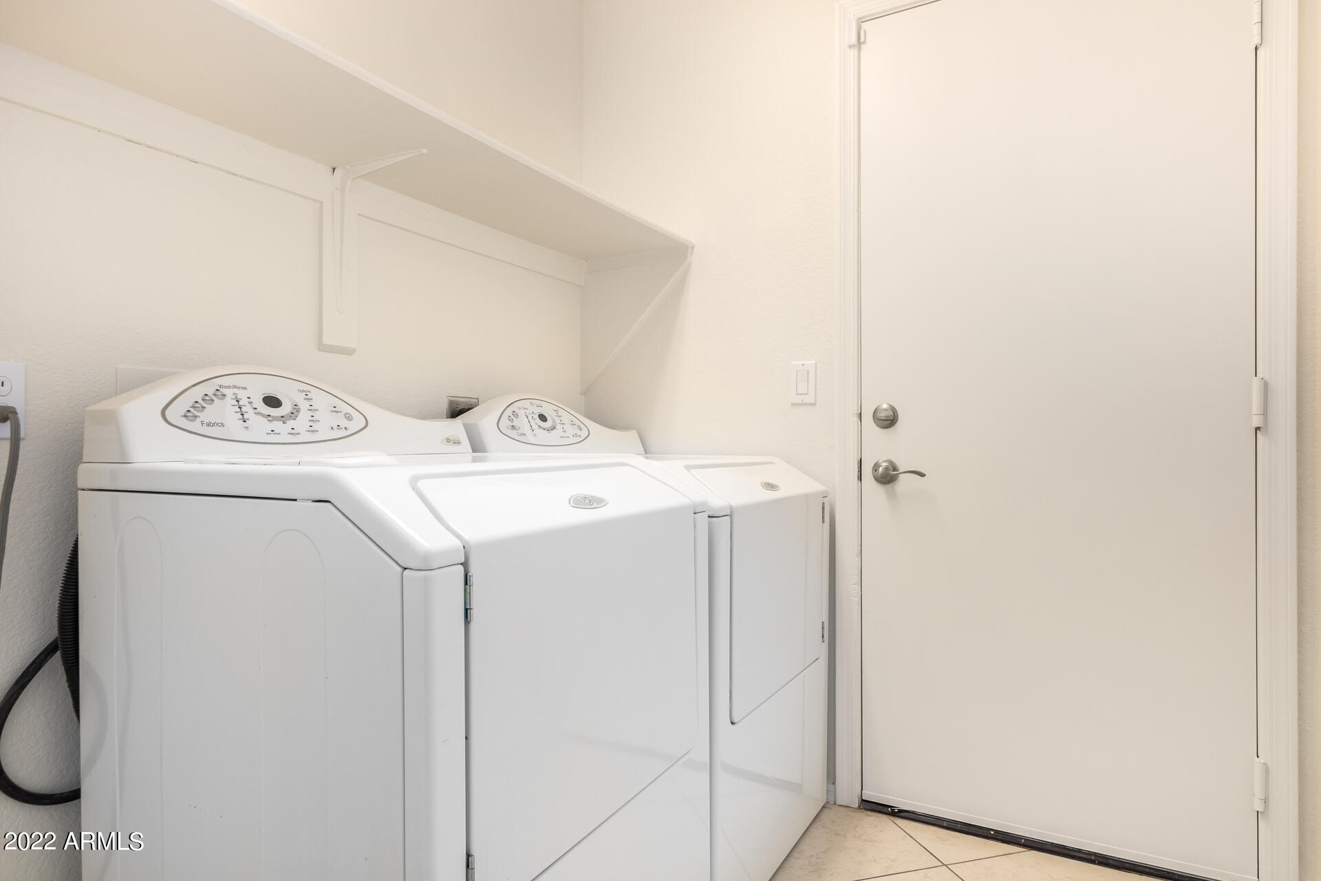 9924 West Burnett Road Peoria, AZ 85382 - Photo 19 of 24 a utility room with dryer and washer