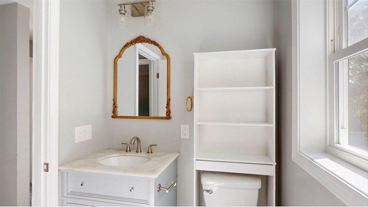 38 Vars Lane Westerly, RI 02808 - Photo 18 of 25 Gallery Image 18