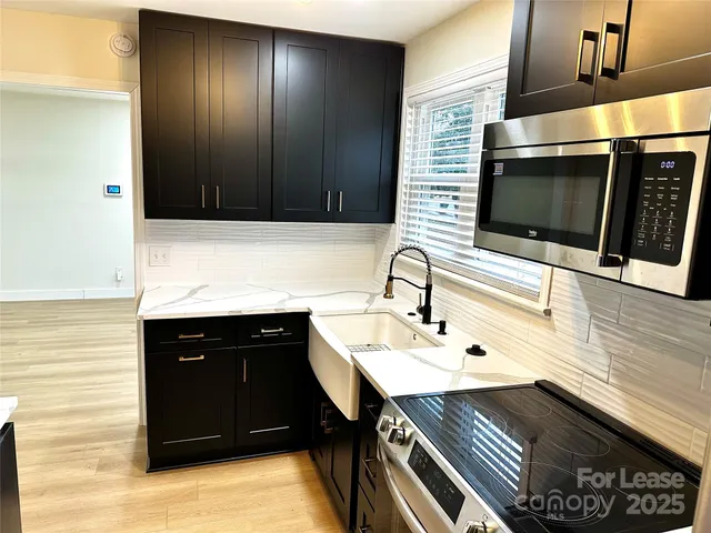 $1,950 | 1450 Academy Street, Charlotte, NC 28205