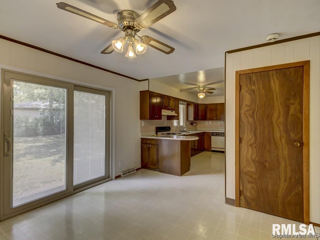 41 Pinto Drive Springfield, IL 62702 - Photo 13 of 36