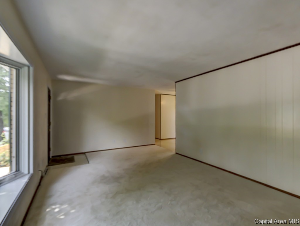 41 Pinto Drive Springfield, IL 62702 - Photo 5 of 36