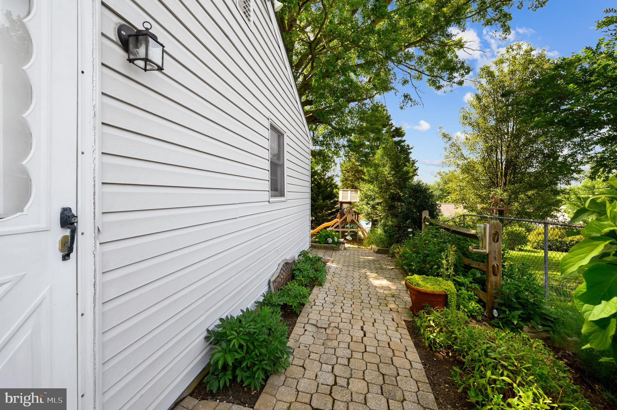 206 Devon Road Fairless Hills, PA 19030 - Photo 46 of 48 Gallery Image 46