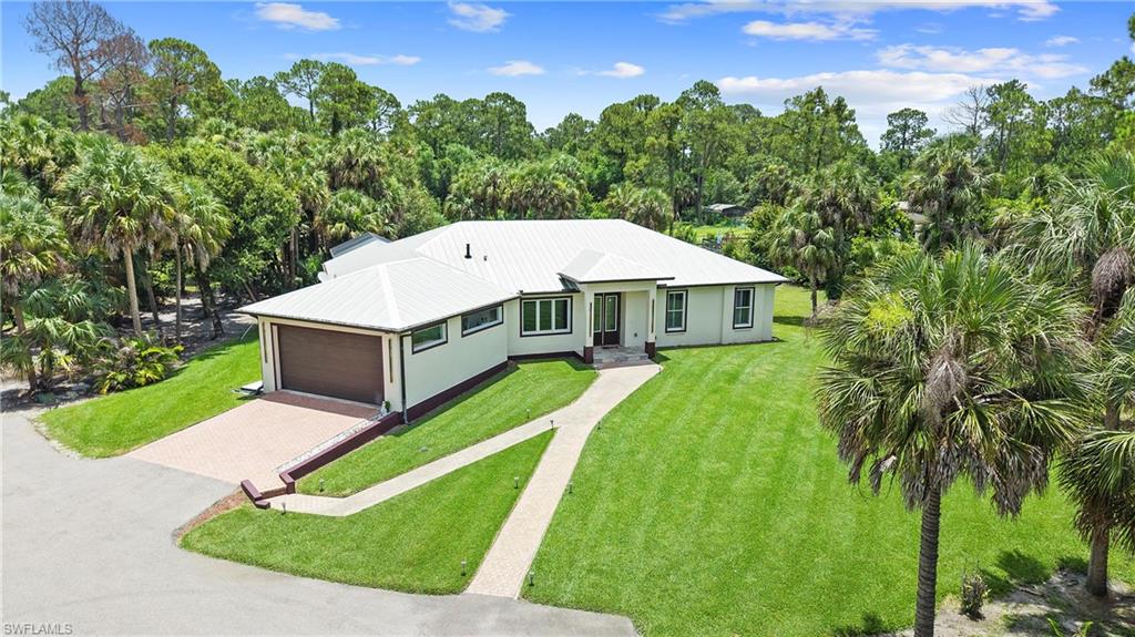 556 6th Street Southeast Naples, FL 34117 - Photo 10 of 47