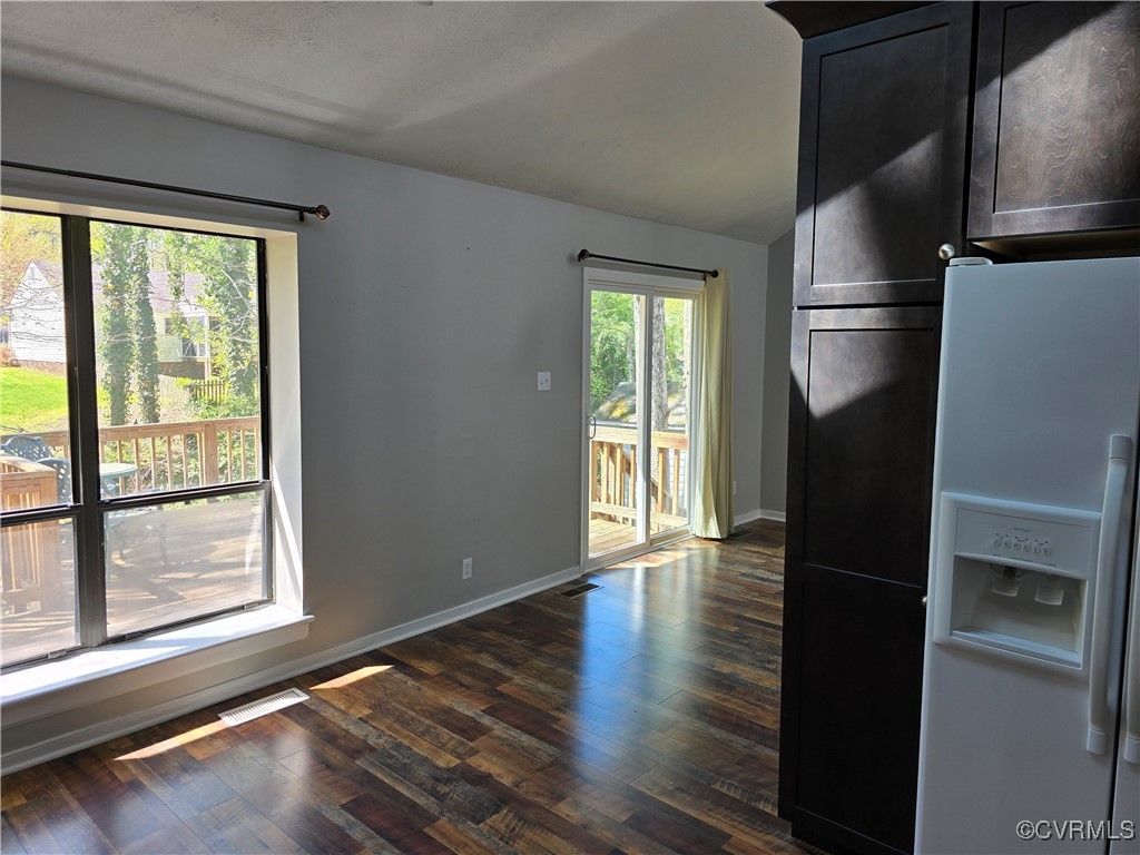 919 Spirea Road North Chesterfield, VA 23236 - Photo 6 of 26 Gallery Image 6